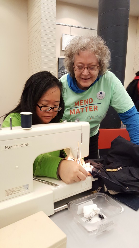 liz_visitor-sewing-machine